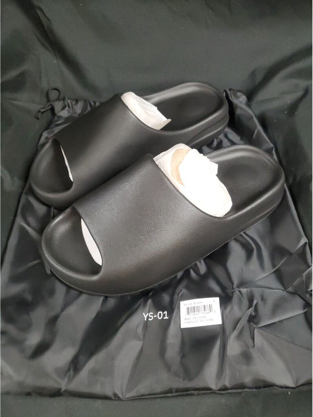 Yeezy Slide Onyx Black YS-01 EVA Foam Minimalist Slip On Sandals Men’s Sz. 9 NEW